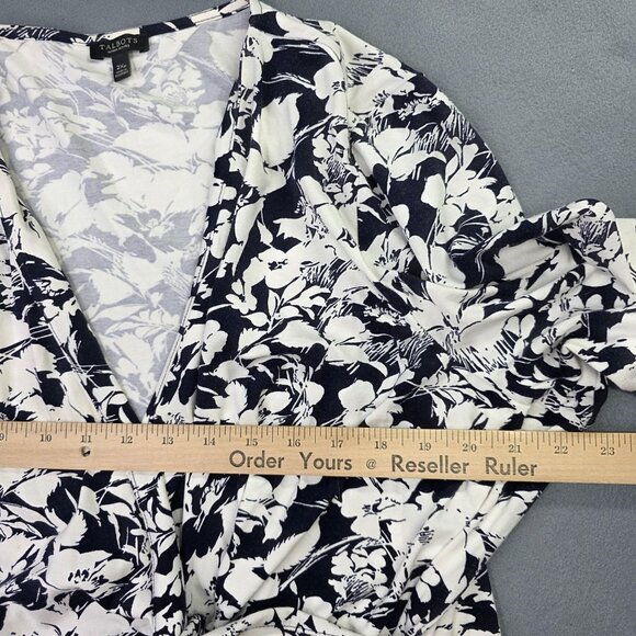 Talbots Shirt Womens 2X Petite Blue White Floral V Neck Surplice Wrap 3/4 Sleeve - Picture 8 of 12